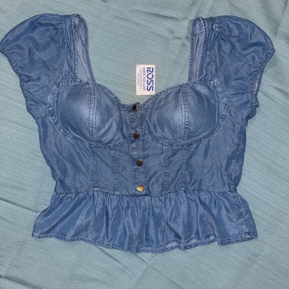 Size XL women’s shirt denim color